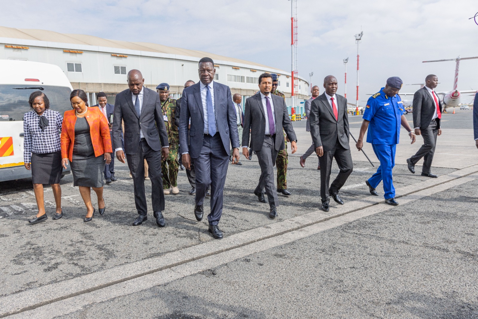 CS Chirchir Presides over the signing of JKIA’s Service Delivery Charter.