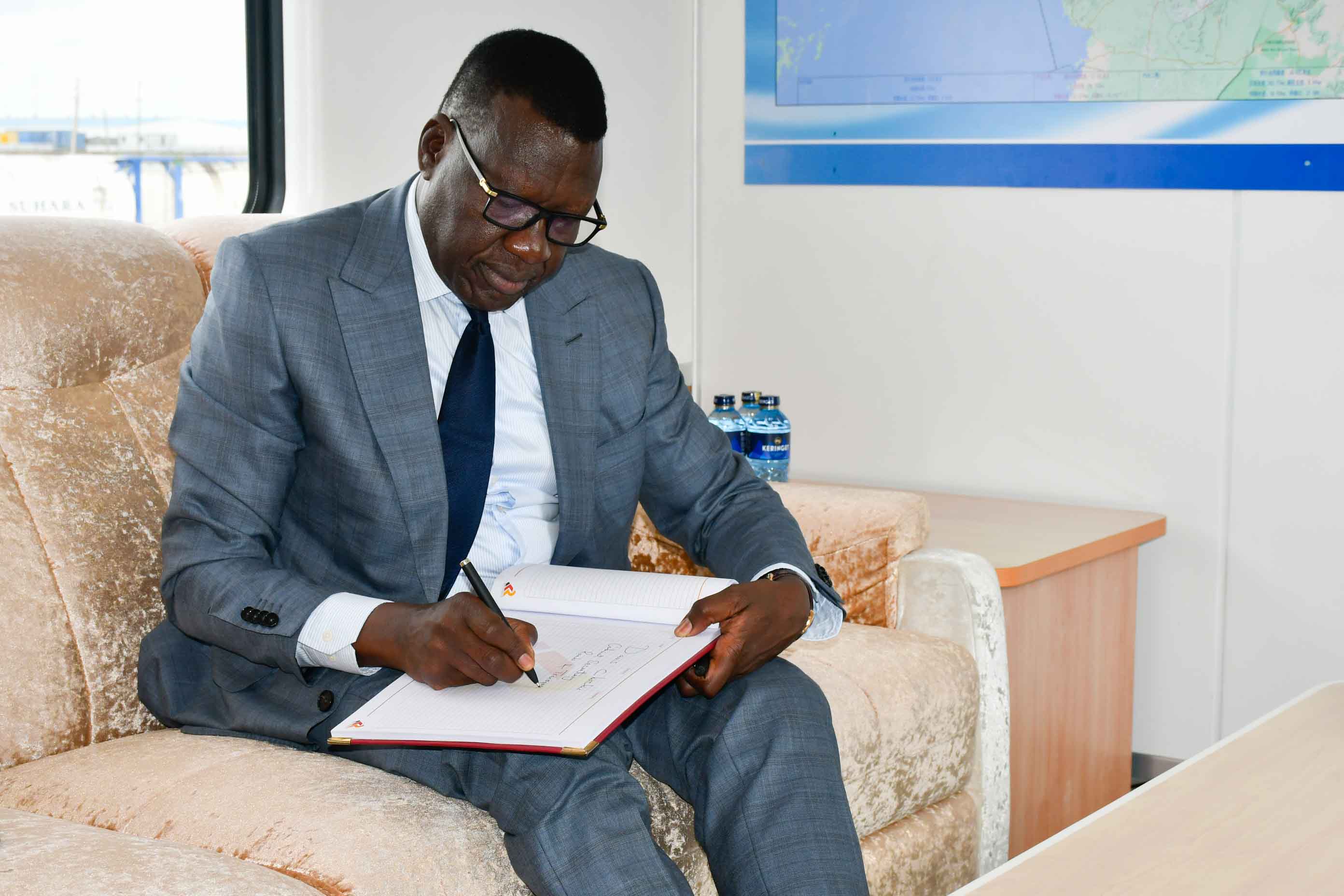 Royal Couple King and Queen of the Netherlands tour the Naivasha Inland Container Depot